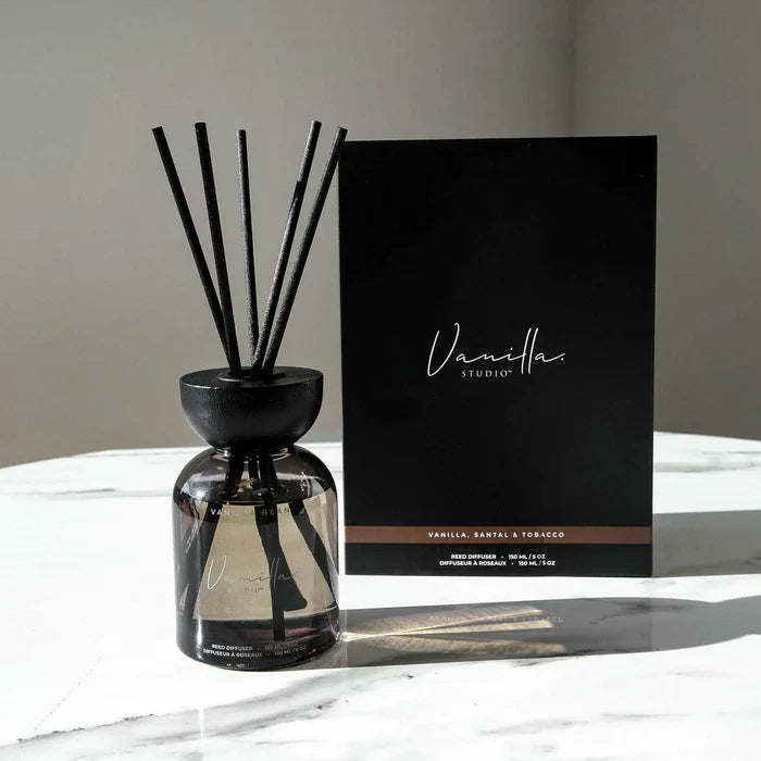 Attractive  reed scented oil diffuser, smoked glass with black reeds with black giftbox