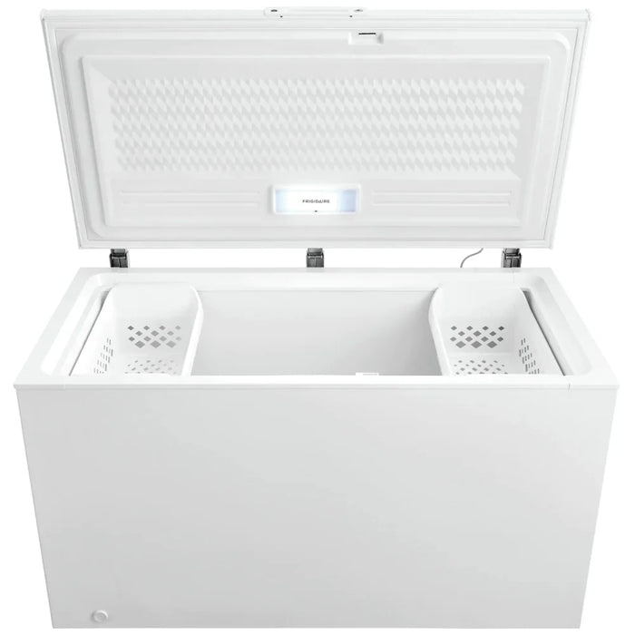 Frigidaire FFCL1542AW Chest Freezer, 14.8 cu. ft. Capacity, Manual, Interior Light (Freezer), White colour